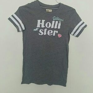 Hollister t-shirt size M